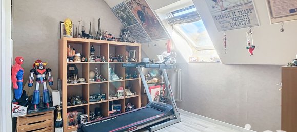 Дом с 6 комнатами в Шарже, Франция № 326927 12