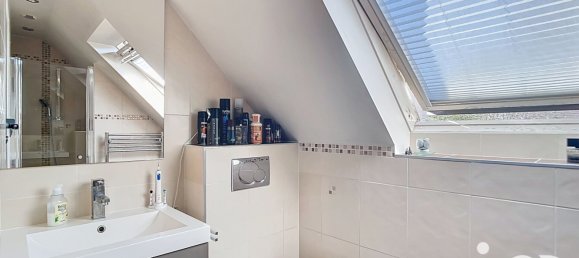 Дом с 6 комнатами в Шарже, Франция № 326927 13