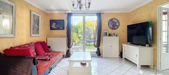 Дом с 6 комнатами в Шарже, Франция № 326927 4