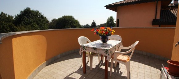Apartamento de 2 dormitorios en Legnano, Italy No. 84489 5