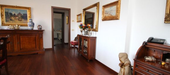 Apartamento de 2 dormitorios en Legnano, Italy No. 84489 2
