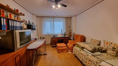 Квартира с 4 комнатами в Майдлинг, Австрия № 241978