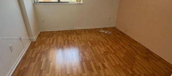 2 bedrooms Commercial property for sale in Miami, Miami-Dade, Florida, USA № 614775 11