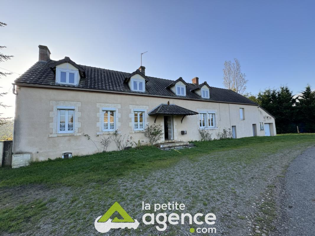 3 bedrooms House in Ceaulmont, France No. 157121