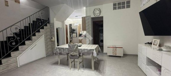 6 Schlafzimmer Villa in Acerra, Italy, Nr. 348794 12