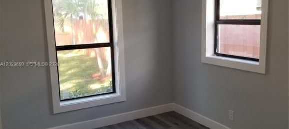 2 chambres villa à louer à Miami, Miami-Dade, Florida, USA № 614999 8