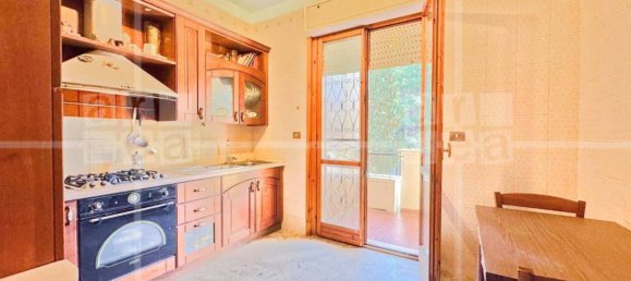 3 bedrooms Apartment in Rome, Italy No. 331128 7