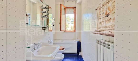 3 bedrooms Apartment in Rome, Italy No. 331128 9