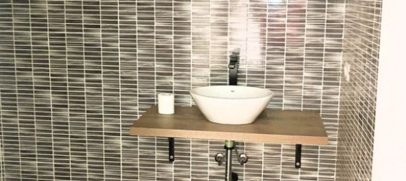 130m² Commercial property in Sassari, Italy No. 154456 10