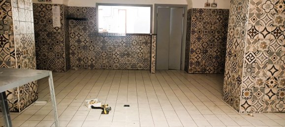 130m² Commercial property in Sassari, Italy No. 154456 17