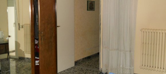 Дом с 9 комнатами в Аквавива делле Фонти, Италия № 86719 28