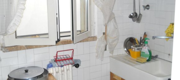 Дом с 9 комнатами в Аквавива делле Фонти, Италия № 86719 22