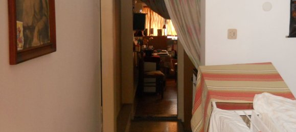 Дом с 9 комнатами в Аквавива делле Фонти, Италия № 86719 34