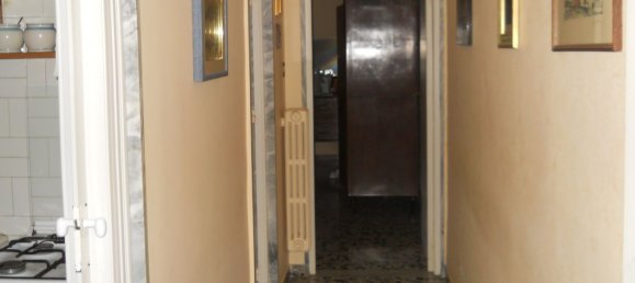 Дом с 9 комнатами в Аквавива делле Фонти, Италия № 86719 21