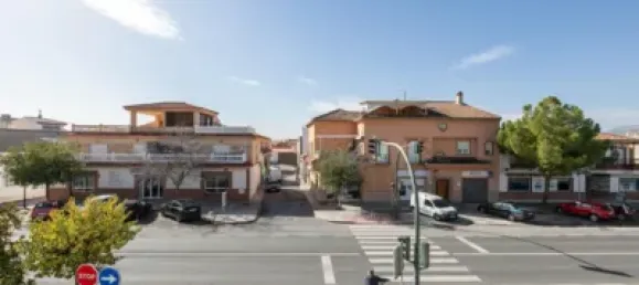 Moradia em banda T5 em Pinos Puente, Spain N.º 29603 12