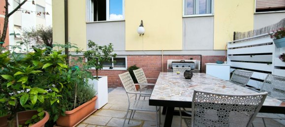 Casa de 5 habitaciónes en Carrara, Italy No. 277875 34