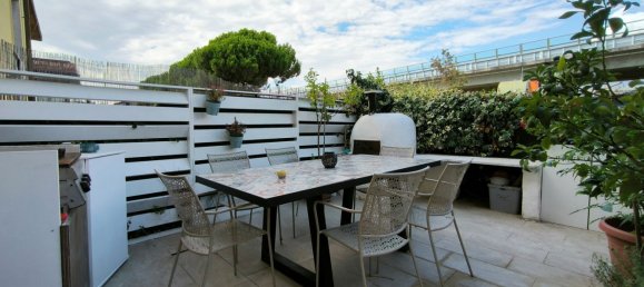 Casa de 5 habitaciónes en Carrara, Italy No. 277875 17