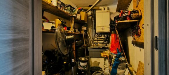 Casa de 5 habitaciónes en Carrara, Italy No. 277875 37