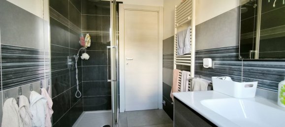 Casa de 5 habitaciónes en Carrara, Italy No. 277875 20