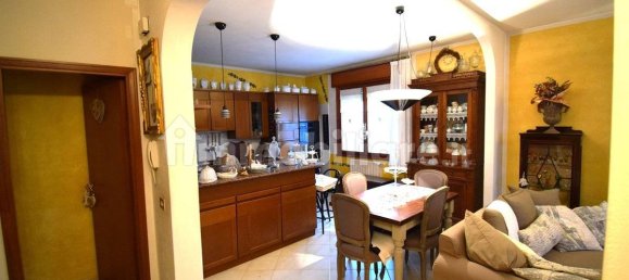 3 bedrooms House in Russi, Italy No. 265293 10