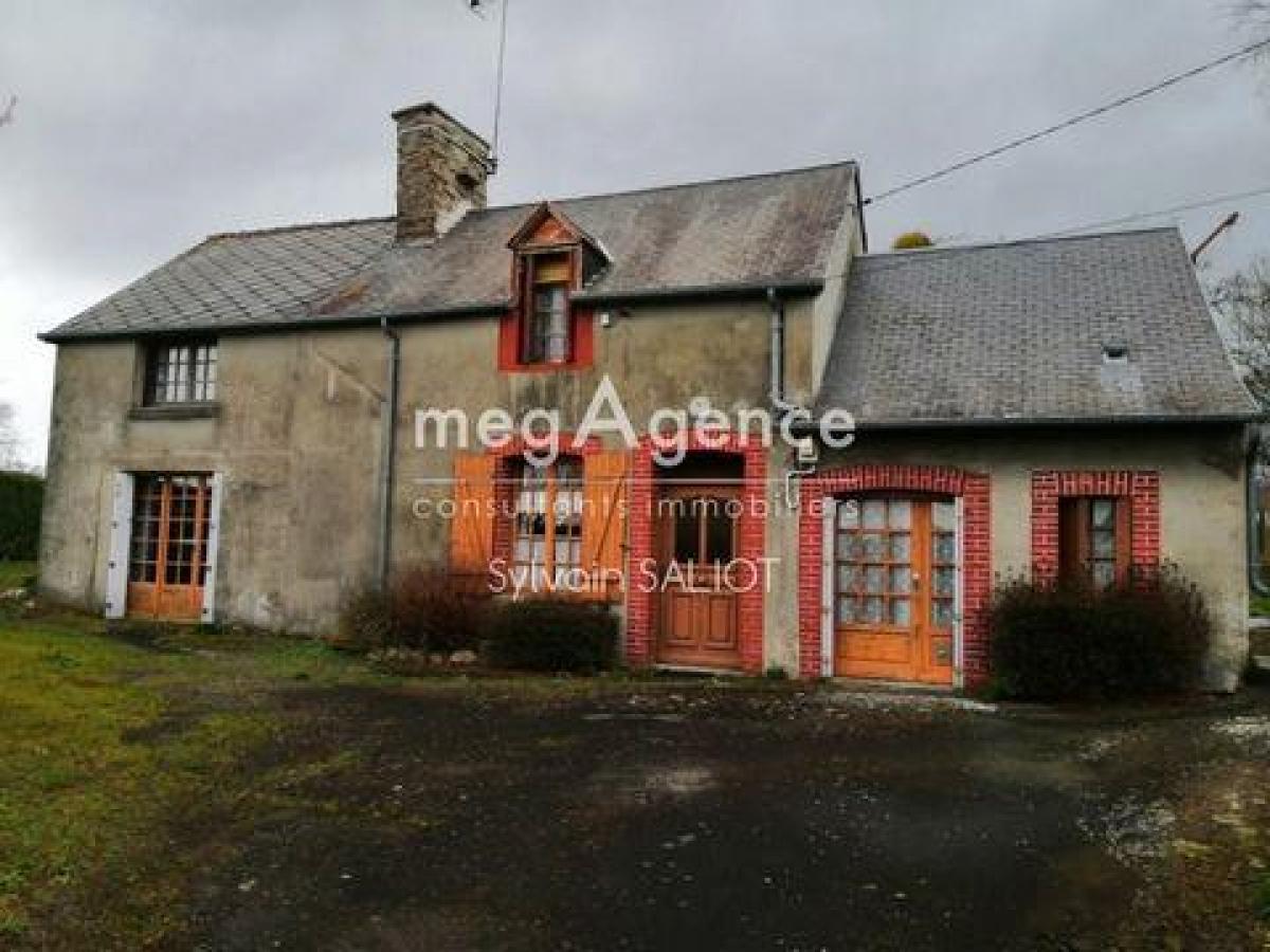 2 bedrooms House in Brecey, France No. 3723