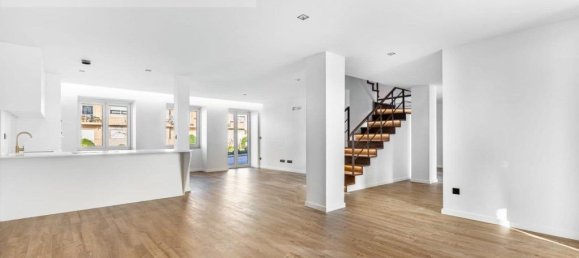 5 bedrooms House in Felgueiras, Portugal No. 37772 39