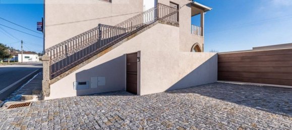 5 bedrooms House in Felgueiras, Portugal No. 37772 40