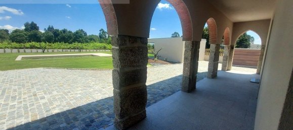 5 bedrooms House in Felgueiras, Portugal No. 37772 10