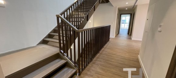 5 bedrooms Villa in Jumeirah, UAE No. 28437 16