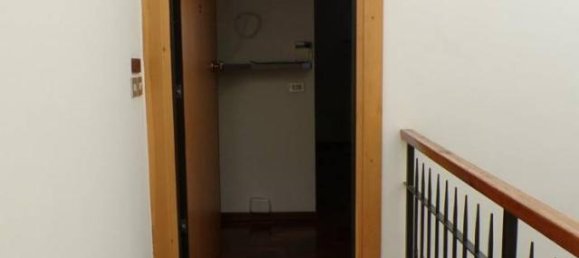 Ático de 3 habitaciónes en Parma, Italy No. 35627 5