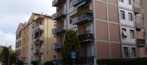 Ático de 3 habitaciónes en Parma, Italy No. 35627 2