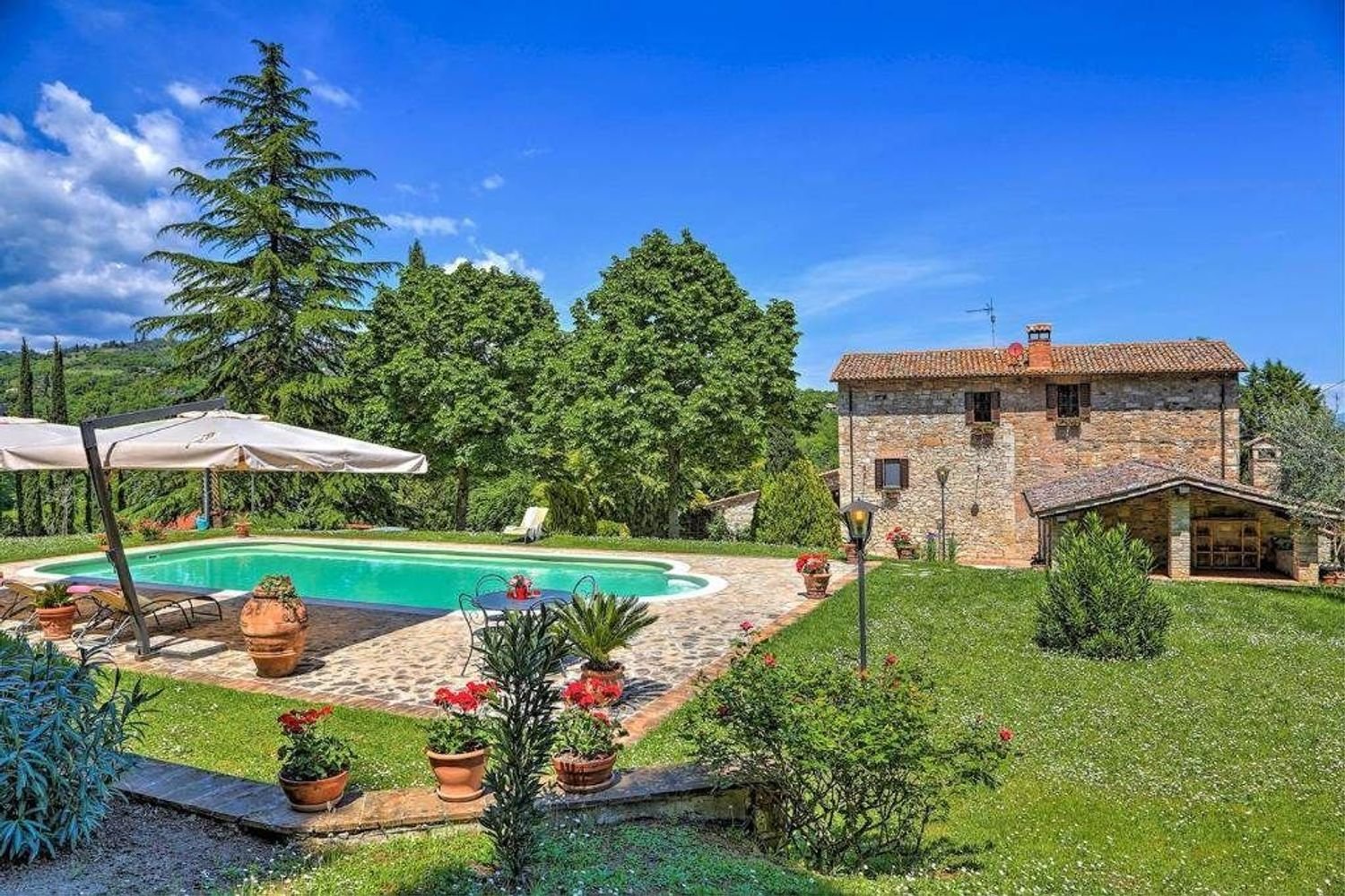 12 rooms Villa in Todi, Italy No. 273806