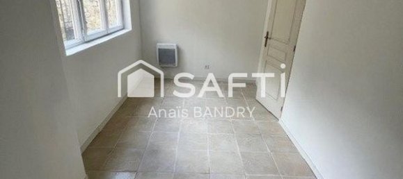 3 bedrooms House in Mont-Notre-Dame, France No. 232028 4