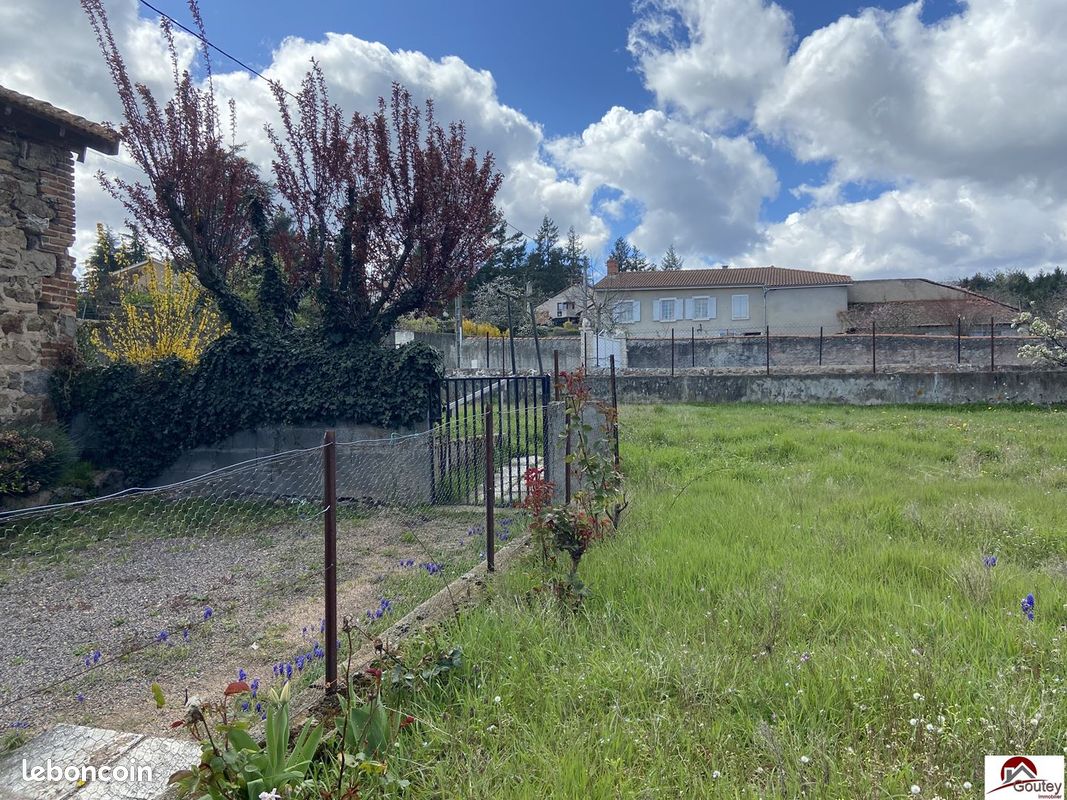 3 Schlafzimmer Haus in Loire, France, Nr. 341442