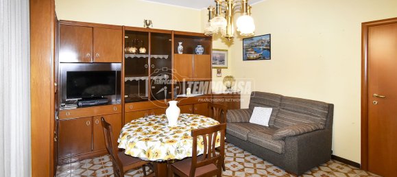 2 bedrooms Apartment in Cologno Monzese, Italy No. 86519 18