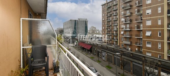 2 bedrooms Apartment in Cologno Monzese, Italy No. 86519 2