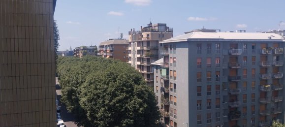 2 rooms Apartment in Milan, Italy No. 338178 2