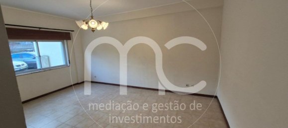 3 bedrooms Apartment in Loures, Portugal No. 94631 2