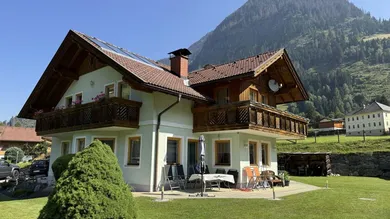 5 rooms House in Mortschach, Austria No. 221741