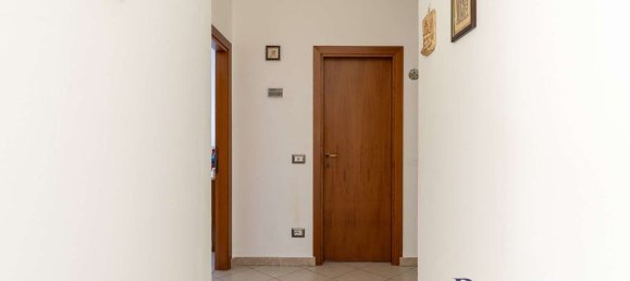 3غرفة شقة في Poggibonsi, Italy رقم 49683 9