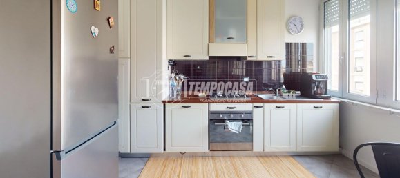 3-salle Appartement à Porto Sant'Elpidio, Italy No. 2480 6