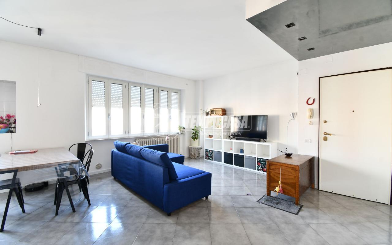 3-salle Appartement à Porto Sant'Elpidio, Italy No. 2480