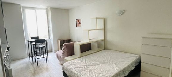 Estudio en Poitiers, France No. 313935 9