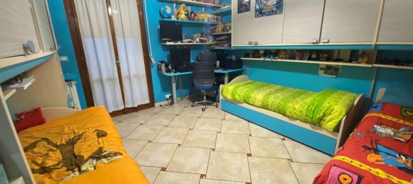 3 rooms Apartment in Prato, Italy No. 30193 12