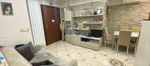 3 rooms Apartment in Prato, Italy No. 30193 8