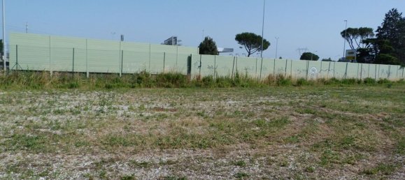 Grundstück in Campi Bisenzio, Italy 4770m², Nr. 81904 3