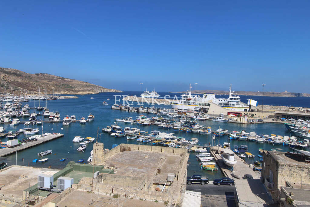 3 Schlafzimmer Stadthaus in Ghajnsielem, Malta, Nr. 527