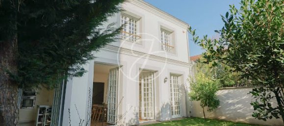 4 bedrooms House in Colombes, France No. 120611 9