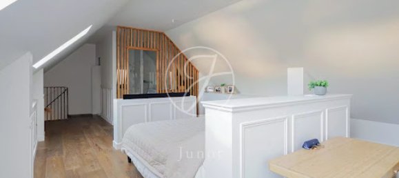 4 bedrooms House in Colombes, France No. 120611 19