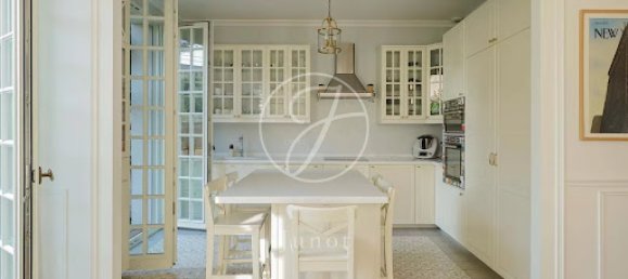 4 bedrooms House in Colombes, France No. 120611 8